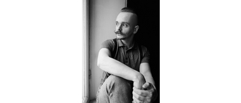 Тверской ТЮЗ поздравляет с днем рождения актера Константина Григорьева